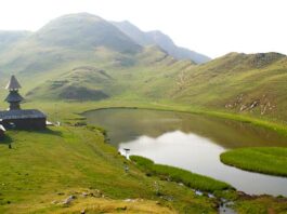 prashar lake trek