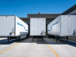 A Guide to Choosing the Right Freight Transportation Option for Your Business